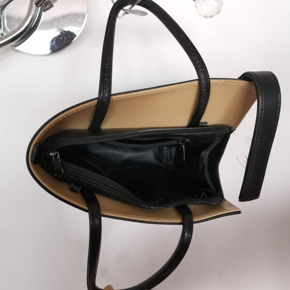 Longchamp Vintage Leather Bag - Picture 3 of 3